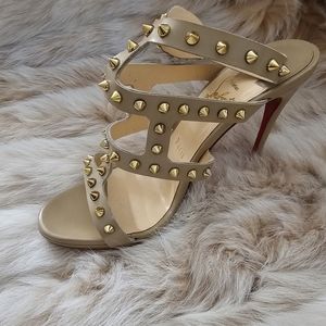 NWOB Christian Louboutin Beige Cold Sexistrapi Jazzy Studded Heels Sz 36.5 IT/6